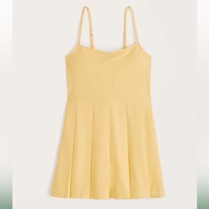 Pleated traveler mini dress size s tall